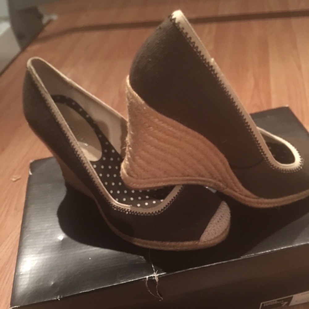Banana republic wedges